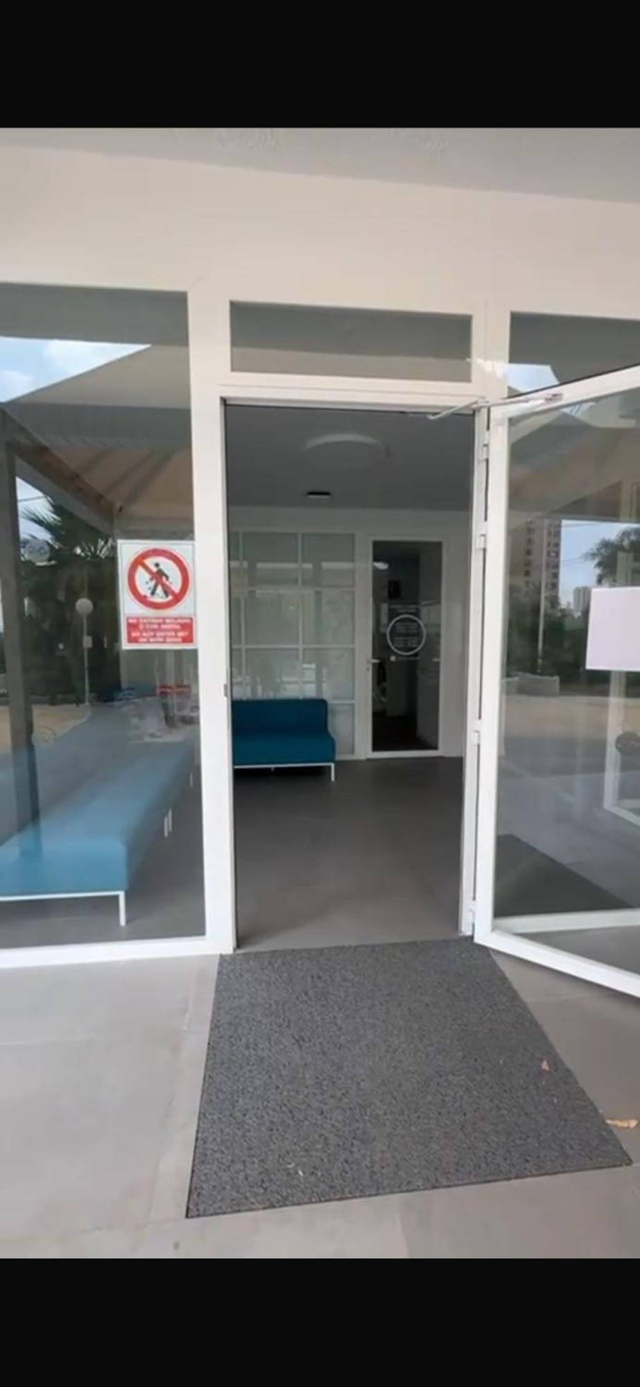 Apartamentos De Benidorm, Playa Poniente, Espana Buitenkant foto
